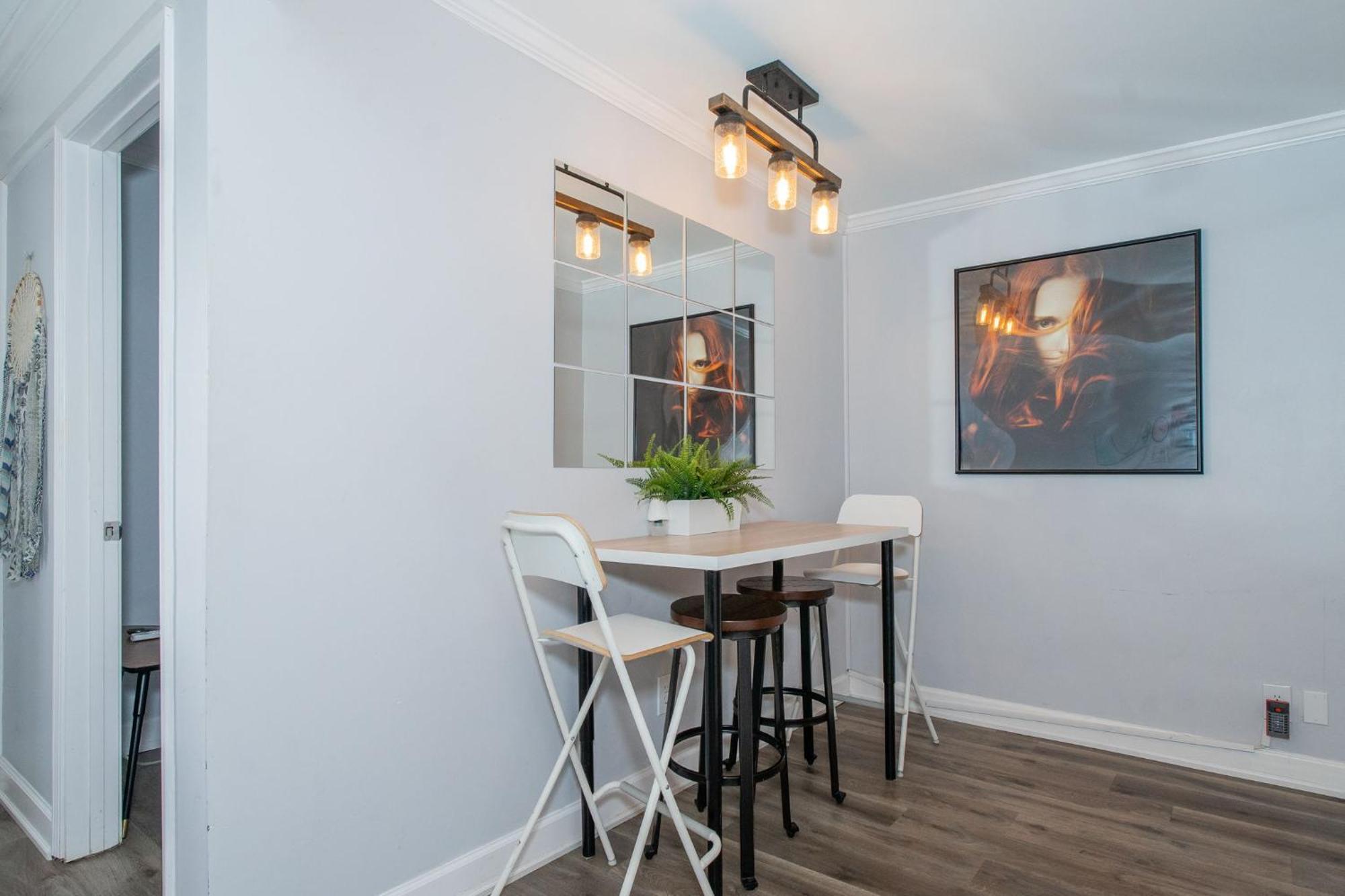 Appartamento 2Br,1 Bath, Free Parking, Concierge Building Downtown #153 Atlanta Esterno foto