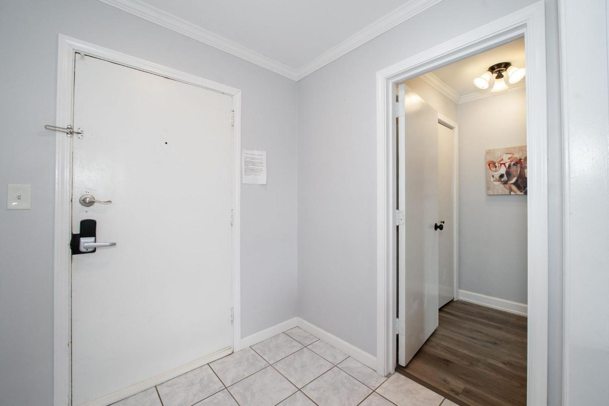 Appartamento 2Br,1 Bath, Free Parking, Concierge Building Downtown #153 Atlanta Esterno foto